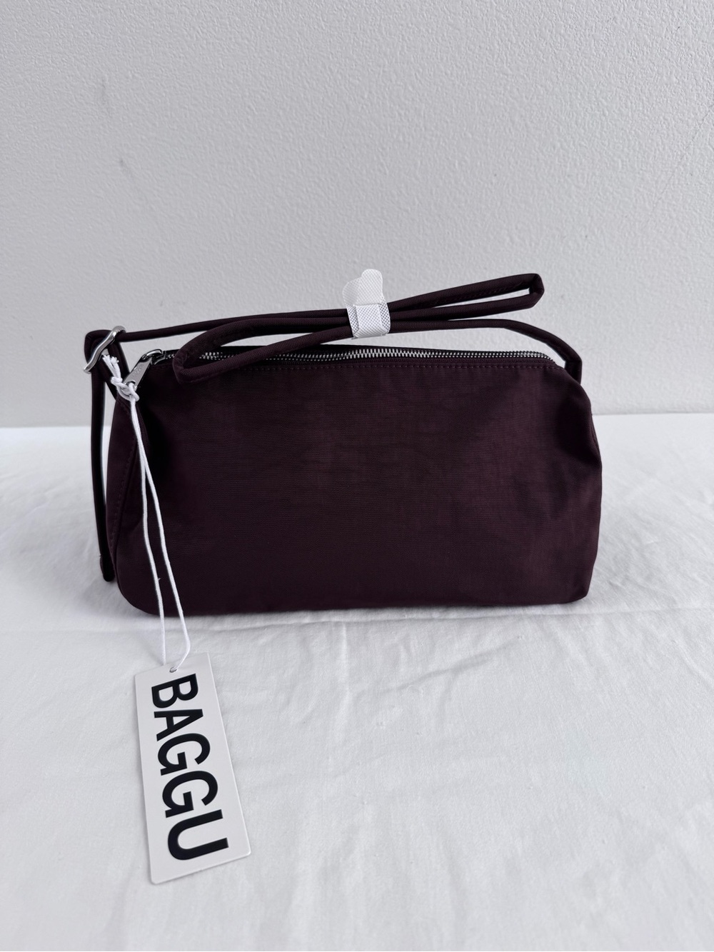 NWT Baggu Nylon Loaf Bag Coffee